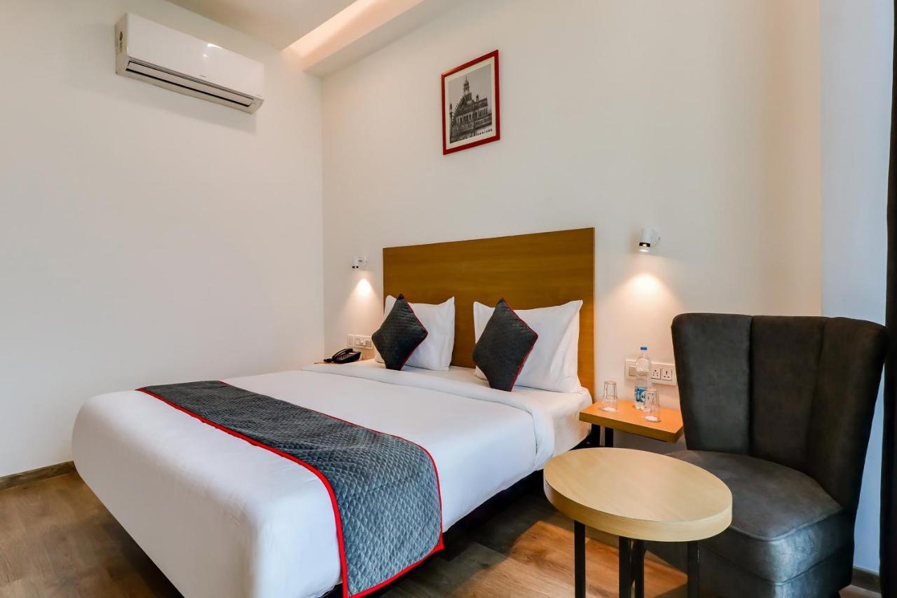 Отель Super Townhouse Jashn Chinhat Экстерьер фото