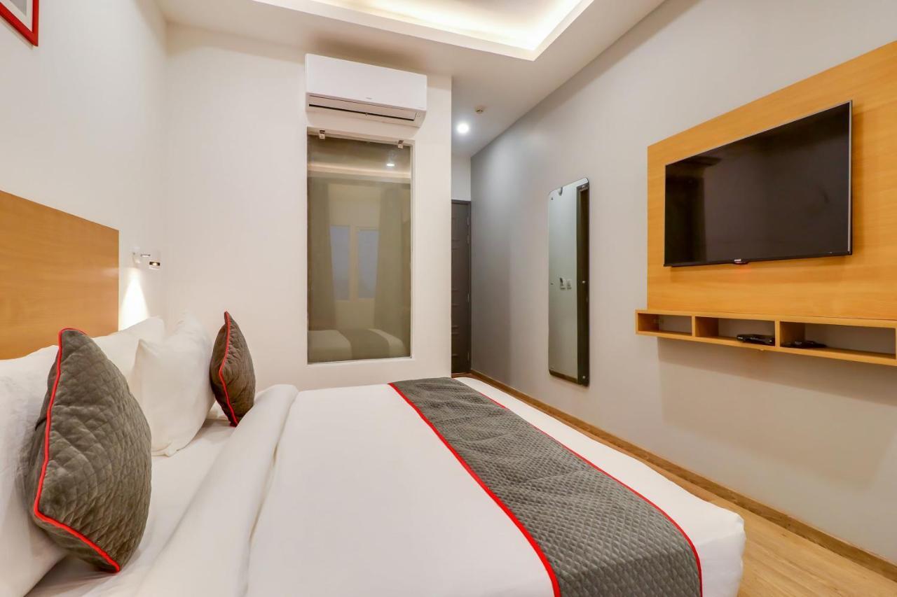 Отель Super Townhouse Jashn Chinhat Экстерьер фото