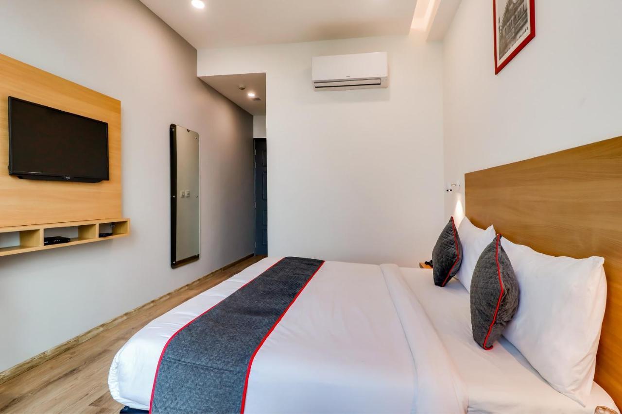 Отель Super Townhouse Jashn Chinhat Экстерьер фото